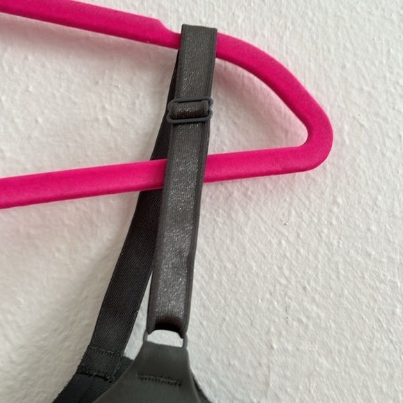 Warners Simply Perfect Gray T Shirt Bra Underwire Adjustable Straps Size 40D - Picture 4 of 8